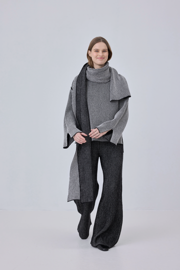 Plated Knit Trousers